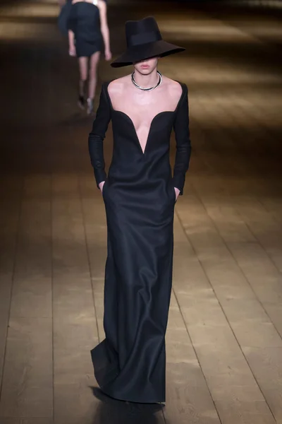 Look 54